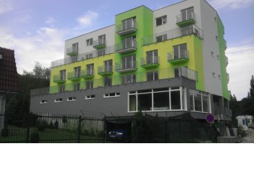 2010 Polyfunkčný objekt Slávičie údolie, Bratislava